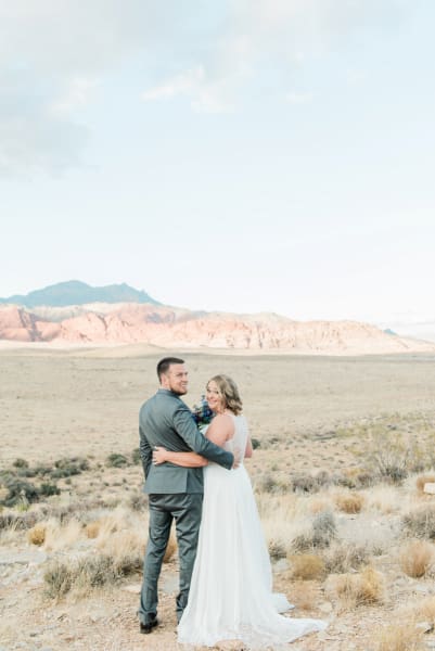 Crystal-Ben-Real-Wedding-at-the-Overlook-in-Red-Rock-Canyon-05