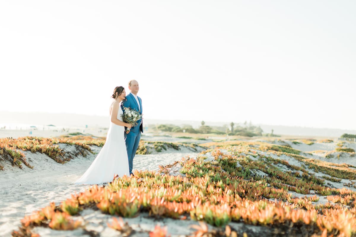 7 Essential Beach Wedding Tips