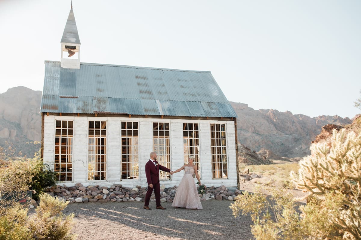 Why Eloping in Vegas Beats a Courthouse Wedding Any Day